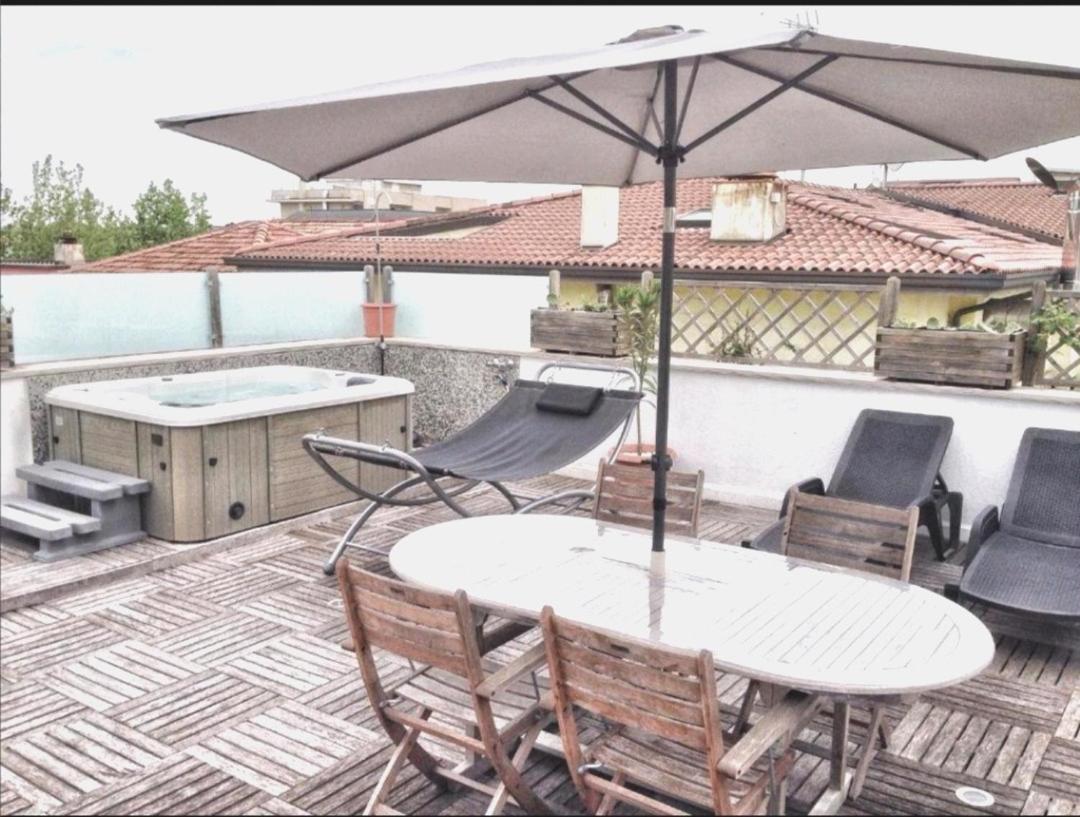 Cn004 - Cesenatico, Nuovo Attico Con Terrazza E Vasca Idromassaggio *